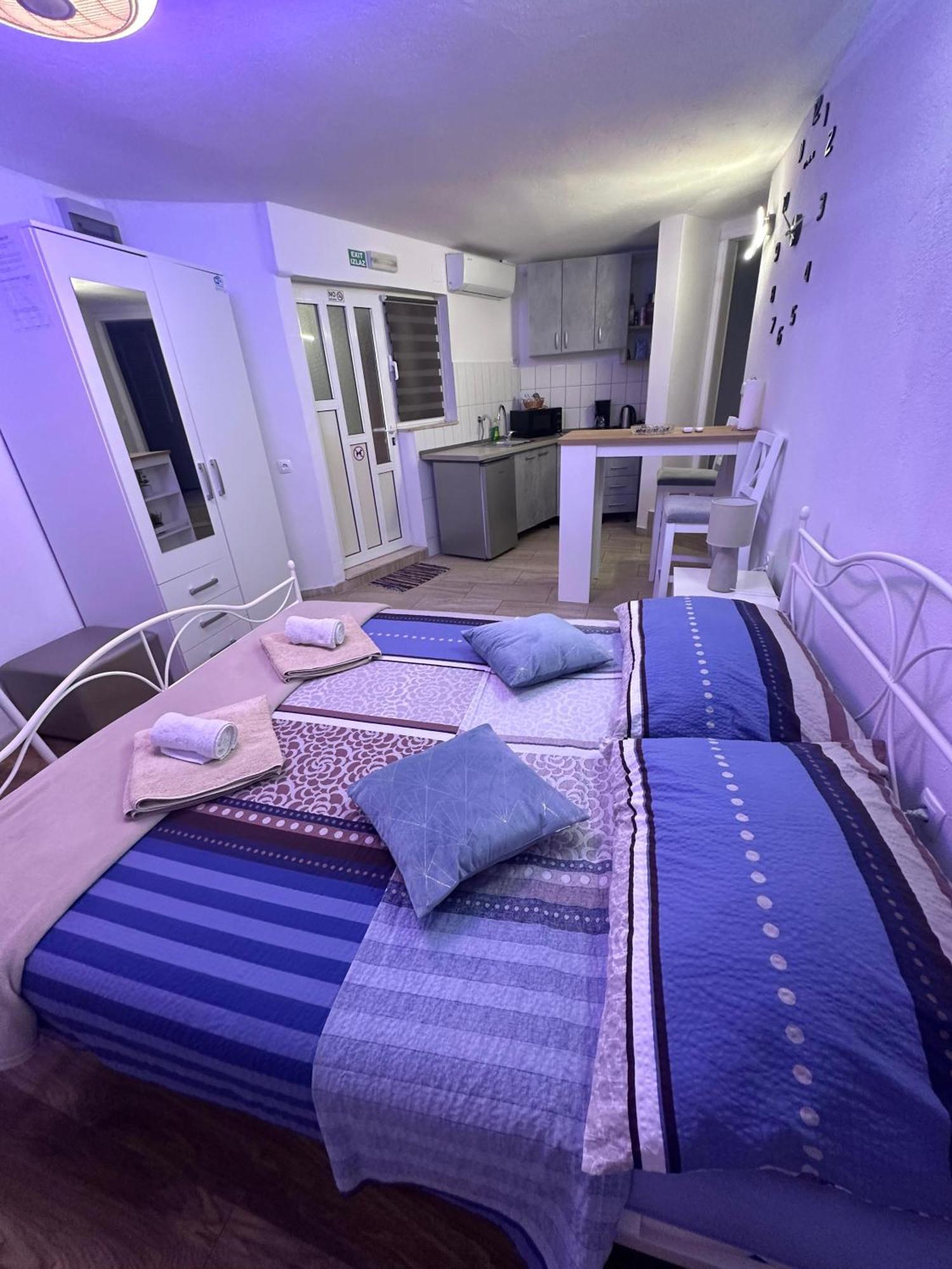 Studio Apartman M&M Split Exterior foto